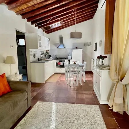 Apartment Dependance Civitali37 *